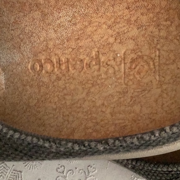 Spenco shoes - Picture 6 of 9